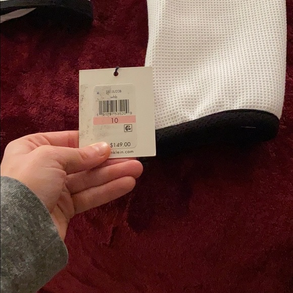 Calvin Klein White blazer with black trim - Picture 4 of 6